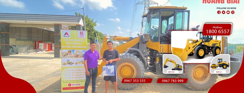 Khách hàng mua máy xúc tại Hoằng Giai