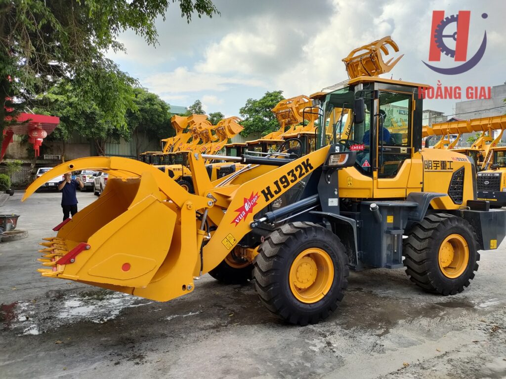 Hoằng Giai - Công ty bán máy xúc lật uy tín