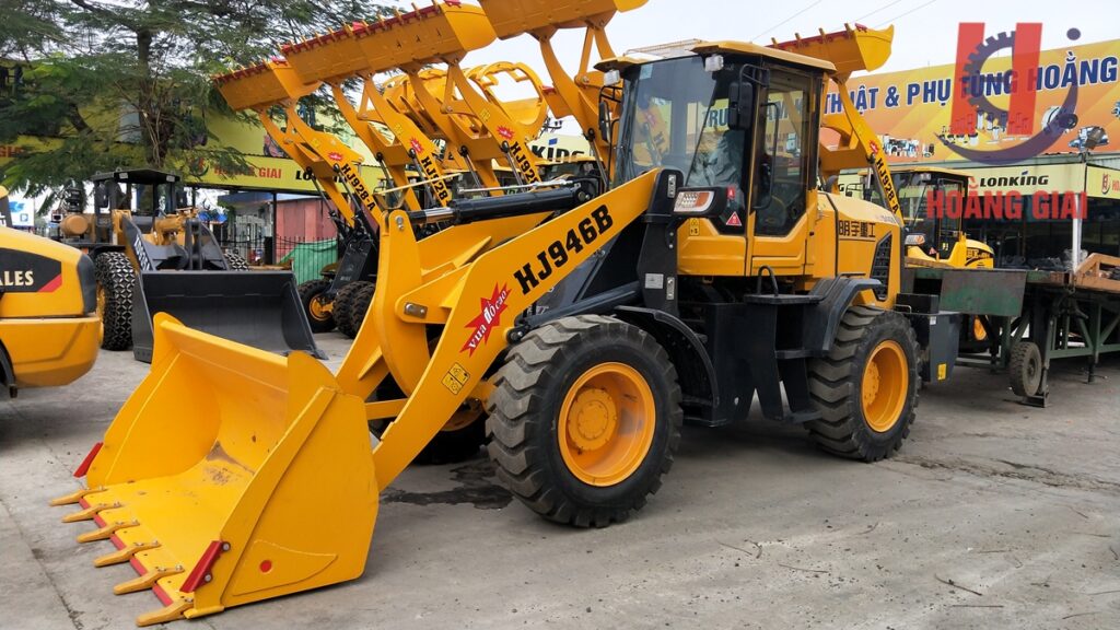 Hoằng Giai - Chuyên máy xúc lật tại Việt Nam