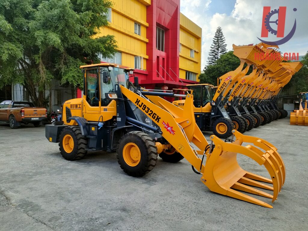 Mua máy xúc lật mini chính hãng tại Hoằng Giai