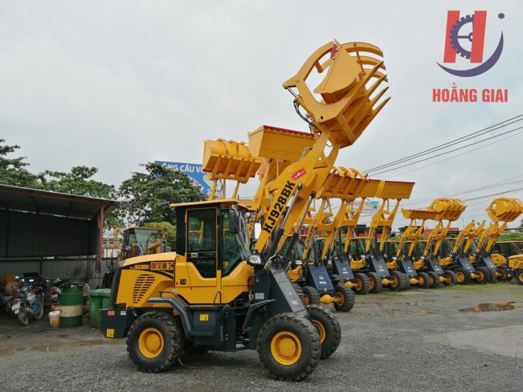 Máy xúc lật mini tại Hoằng Giai