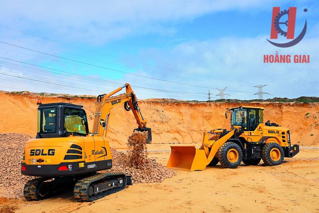 Hoằng Giai - Địa chỉ mua máy xúc đào chính hãng giá rẻ