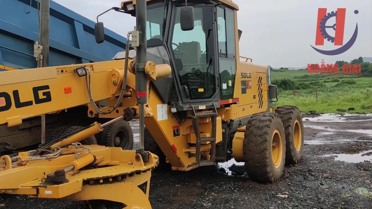 Máy san gạt G9220 - Ảnh 4