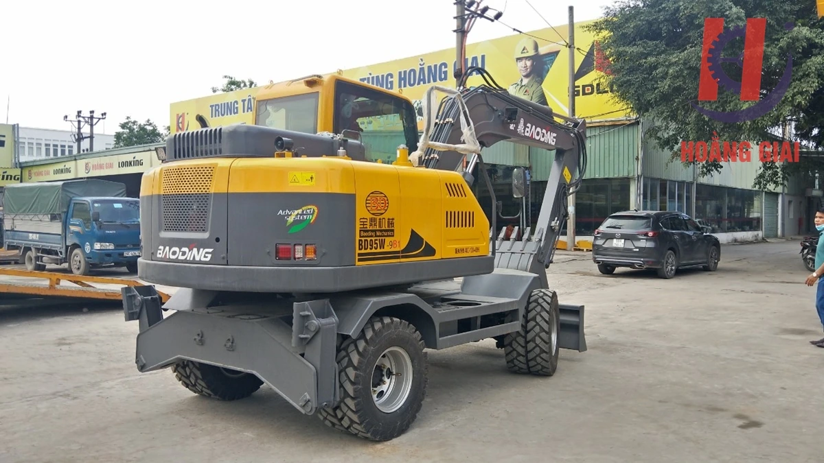 Máy xúc đào kẹp gỗ BD95W-9A - Ảnh 7