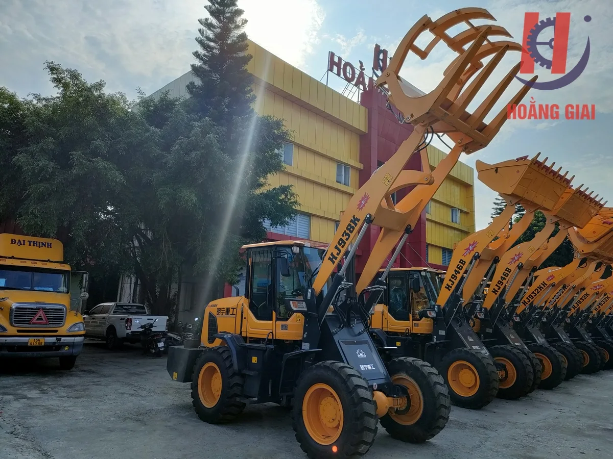 Máy xúc lật kẹp gỗ HJ938K - Ảnh 5